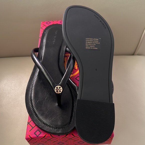 Brand New in Box Tory Burch Chelsea Leather Flip Flop Sandals - Picture 3 of 4